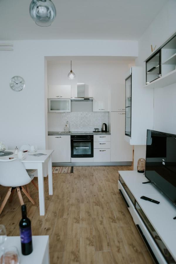 Apartman Nikola Gospić Exterior foto